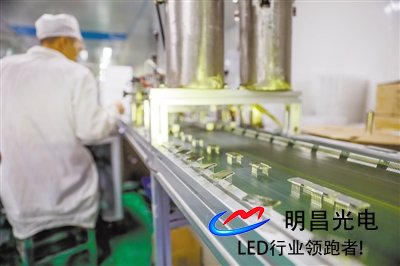 液晶面板廠家龍川耀宇：突破顯示科技技“新藍海”